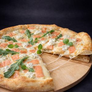 Пицца Лосось со сливками 35 см